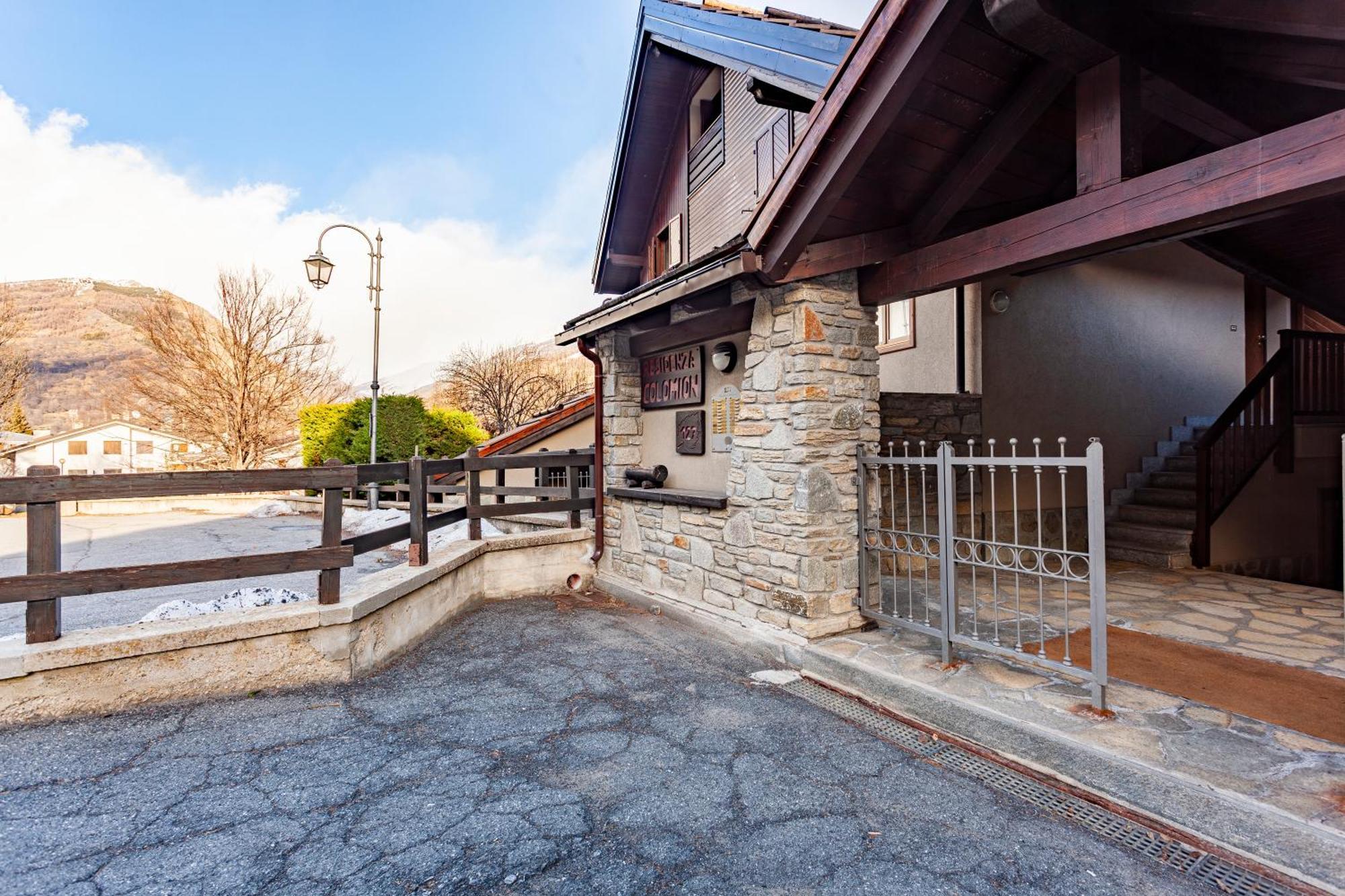 Casa Leonida Apartment Бардонечия Екстериор снимка